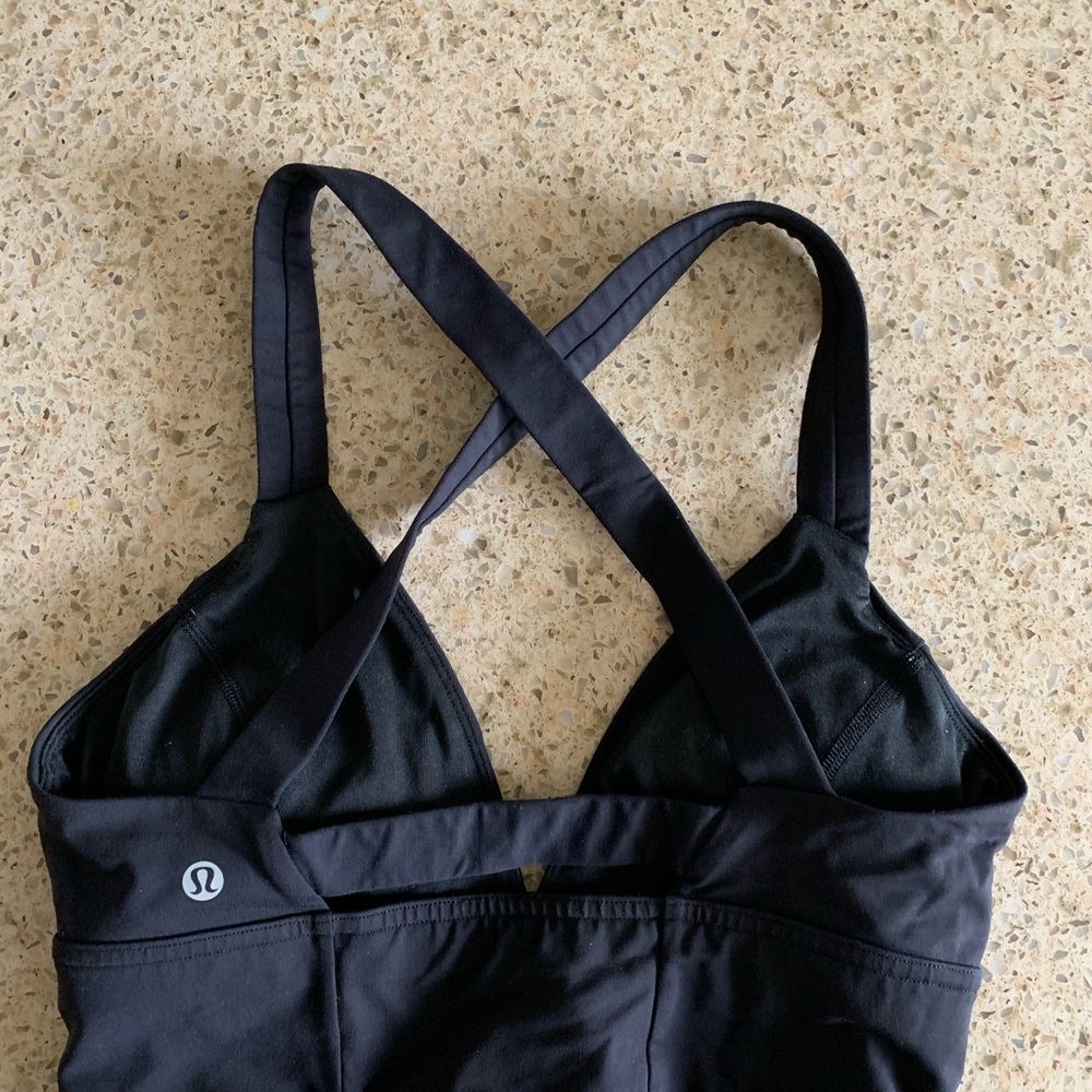 Lululemon Black sports bra
